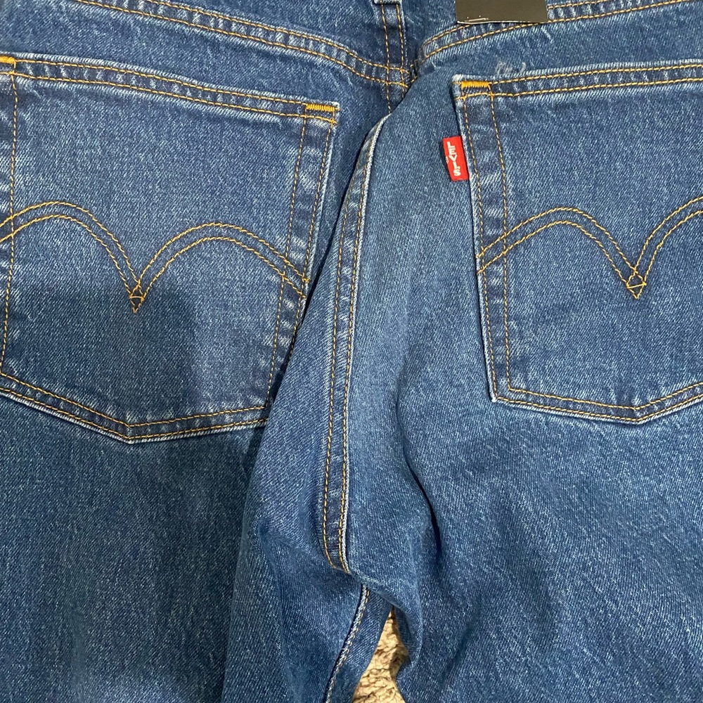 Levi’s Wedgie Jean
